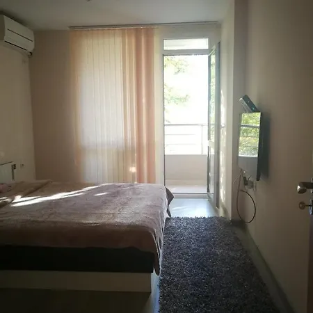 луксозен в идеалния център на град * Σαντάνσκι